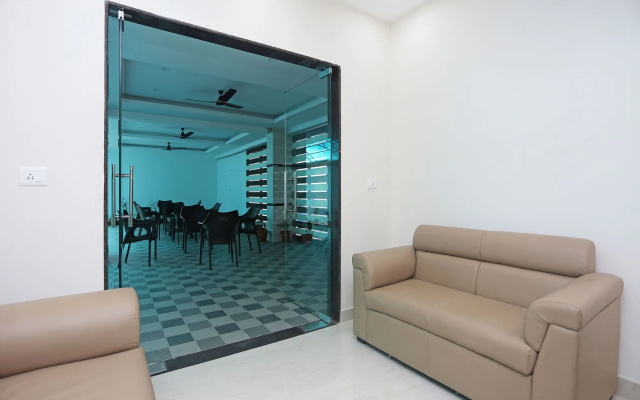 OYO 9344 Hotel Gangotri