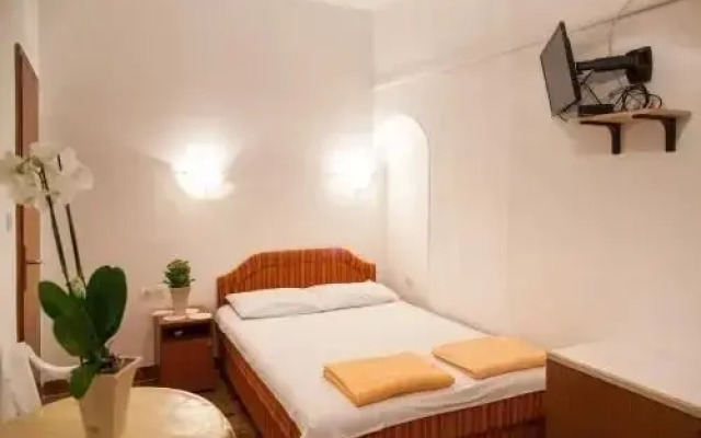 Guest House Mira