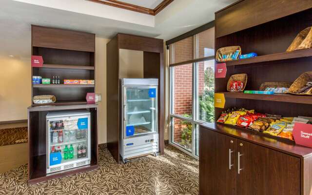 Comfort Suites Seaford