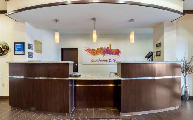 Comfort Inn & Suites Oklahoma City West - I-40