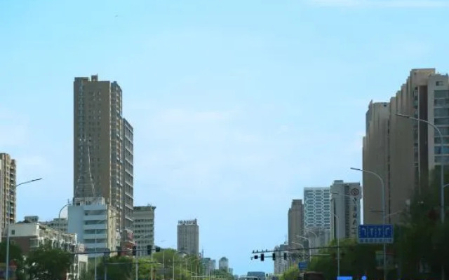 Yingkou Yudingyu Longge Business Hotel 1 (Wanda Plaza)