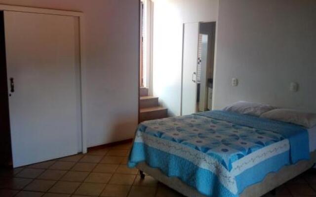 Ebenézer Hostel Suites