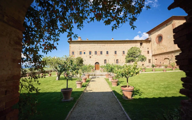 Sant'Anna in Camprena Agriturismo