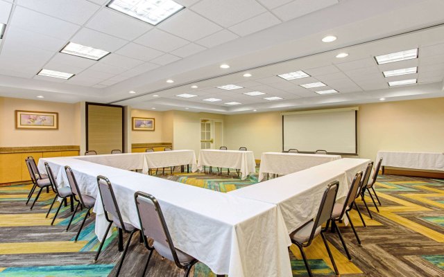 La Quinta Inn & Suites by Wyndham Orlando I Drive/Conv Ctr