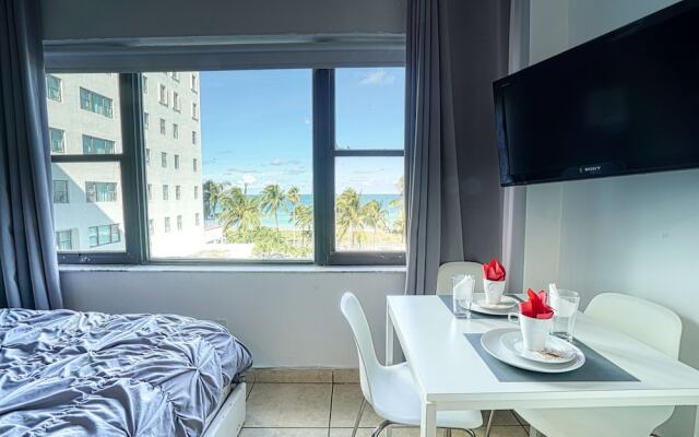 Private Apartments at the Casablanca