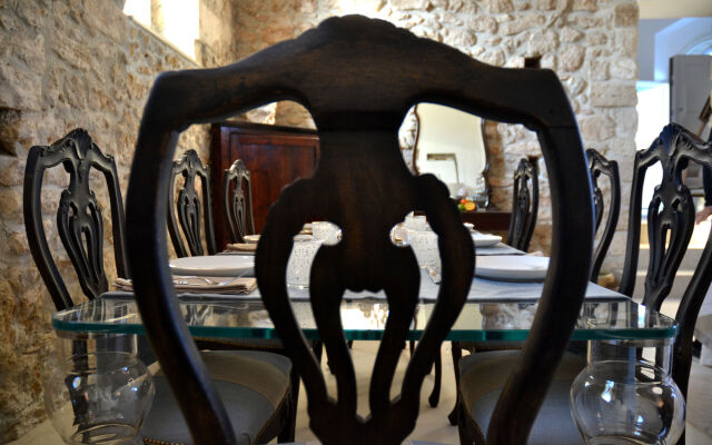 Scilla Maris Charming Suites-Restaurant