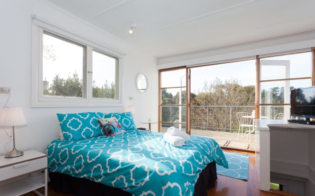 Sunseeker Cottage – Guest Rooms – Melbourne