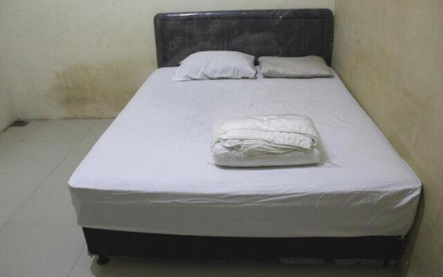 OYO Life 2982 Griya Aisyah Residence 2