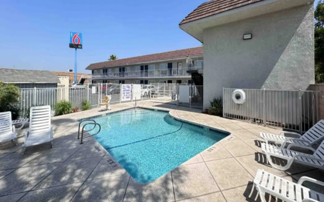 Motel 6 Ontario, CA - Airport