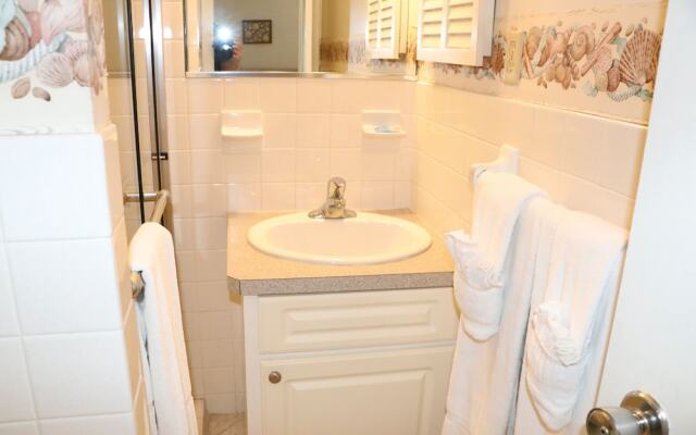 Jamaica Royale 079 - 2 Br Condo