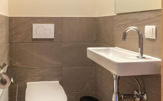 Stylish apartment with sauna, ski area at 600 m