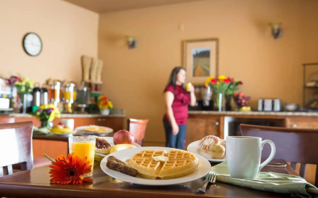 Red Lion Inn & Suites McMinnville