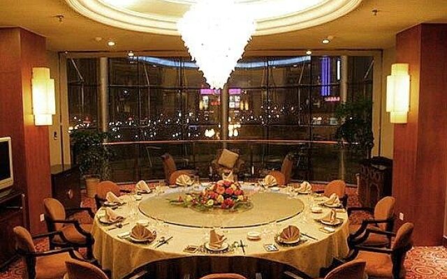 Yinlong Hotel