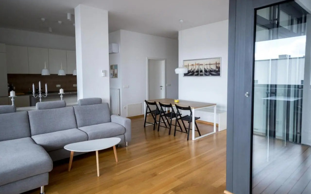 Auredius Deluxe Sea Apartment