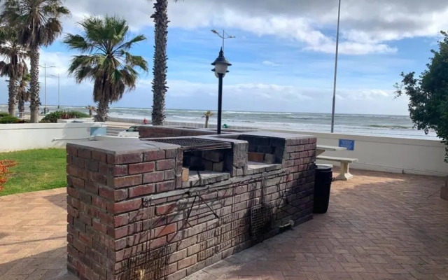 Oceanfront Panoramic Beach View