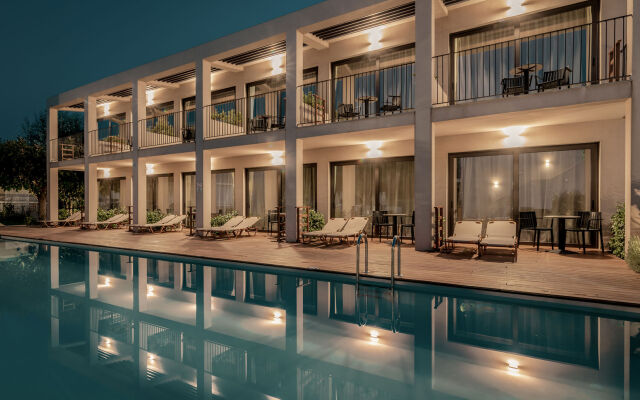 New Beach Hotel