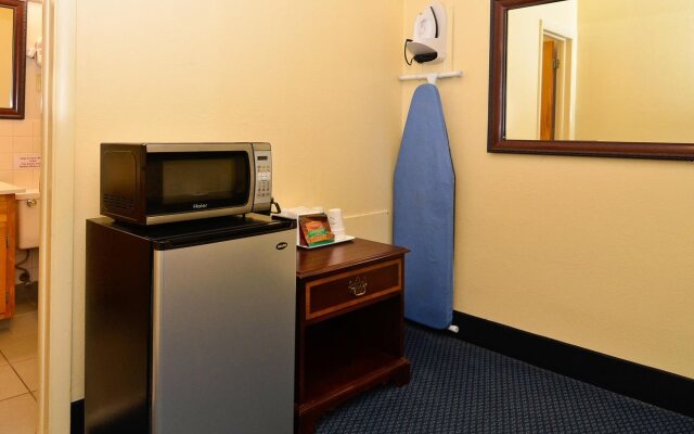 Americas Best Value Inn - Goodland