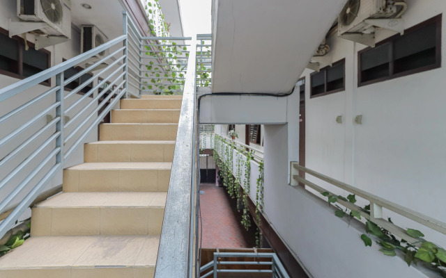 RedDoorz @ Pondok Candra