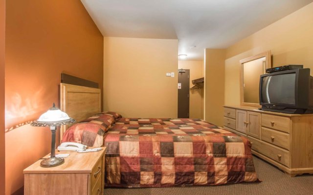 Econo Lodge Cabano