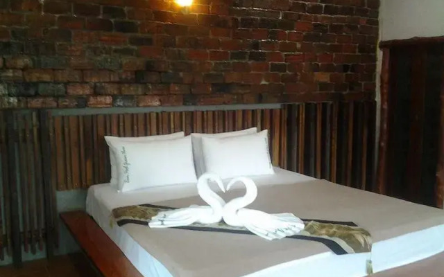 Ban Pool Green View Resort