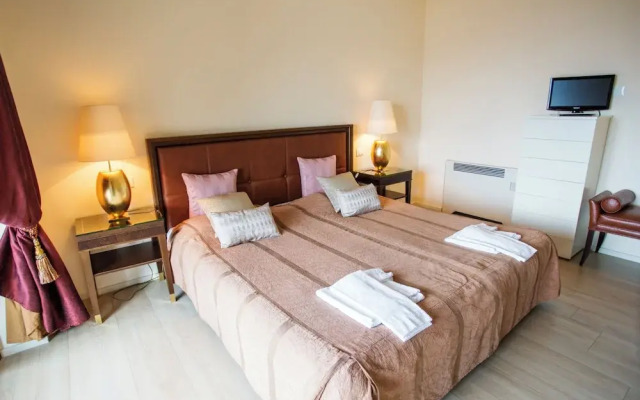 Mira-mare Apartments & Suites