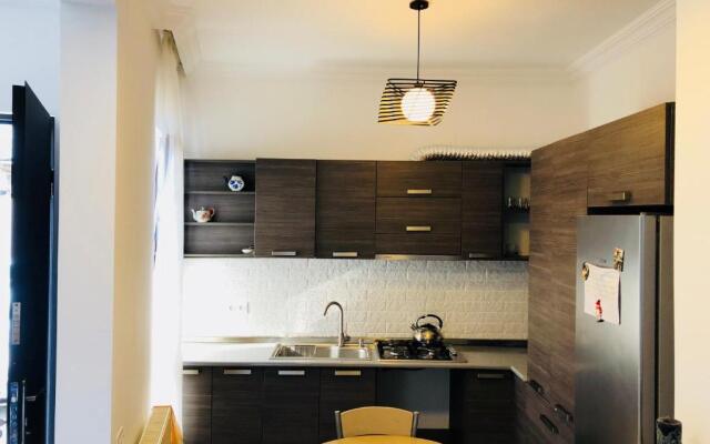 Irakli's Apartment