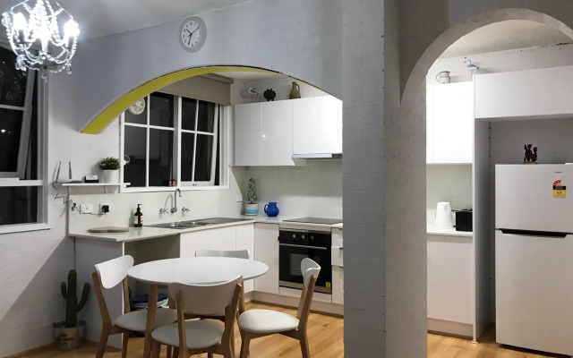 Santa Monica Apartment