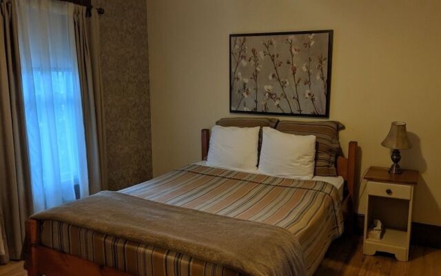 Auberge Ayers Cliff