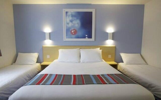 Travelodge Milton Keynes The Hub Hotel