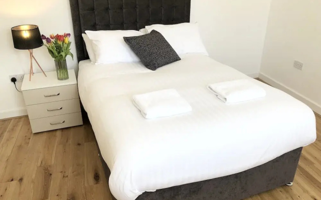 Gill Gardens Penthouse