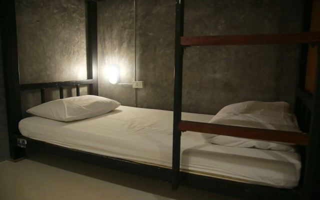 Freedom Hostel at Phi Phi