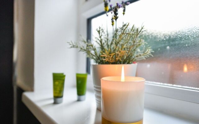 Long Eaton Modern 4bed House