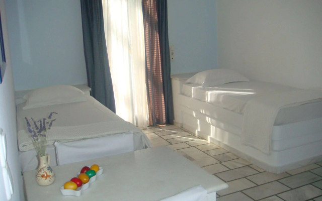 Nissiotiko Hotel