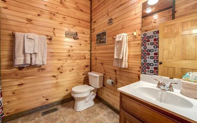 Old Hickory Lodge - Four Bedroom Cabin