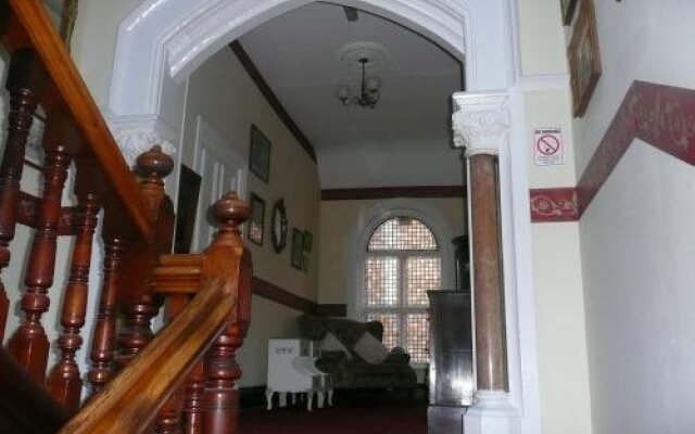 The Lismore Hotel