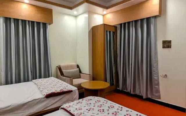 Star Plus Hotel