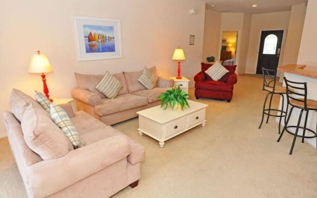 Sandy Point Holiday Home 4044