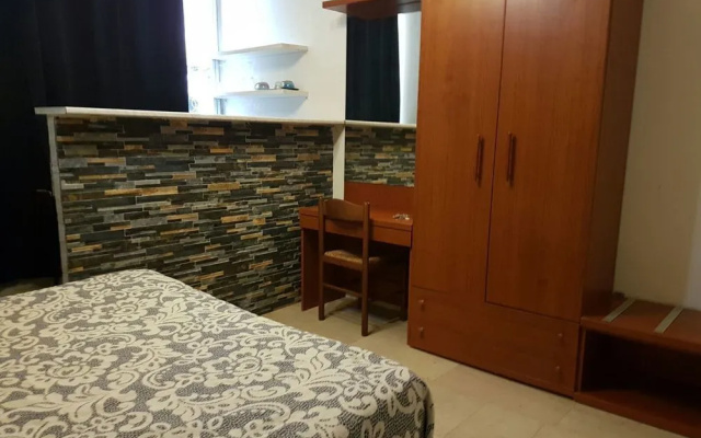 Old Milano House - Hostel