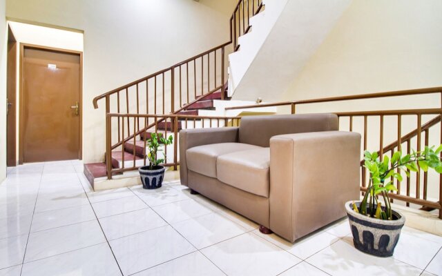 3 Point Residence by OYO