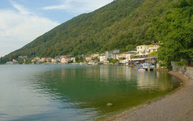 Melide On The Lake