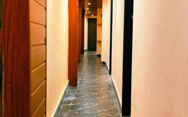 Nadim Tiger Residency