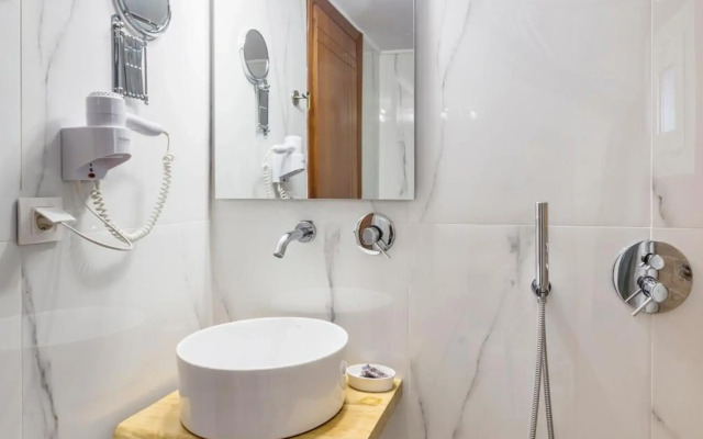 Hotel Almira