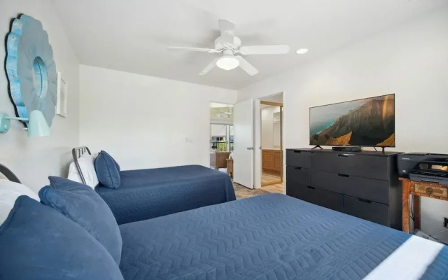 Pali Ke Kua #237 2 Bedroom Condo by RedAwning