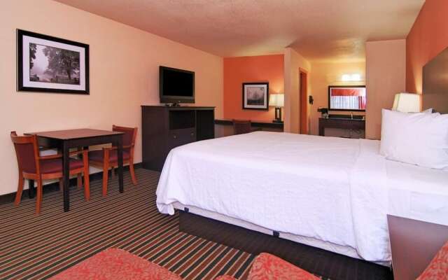 Palm Aire Hotel and Suites