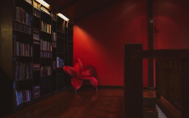 The Townhouse by Samadhi