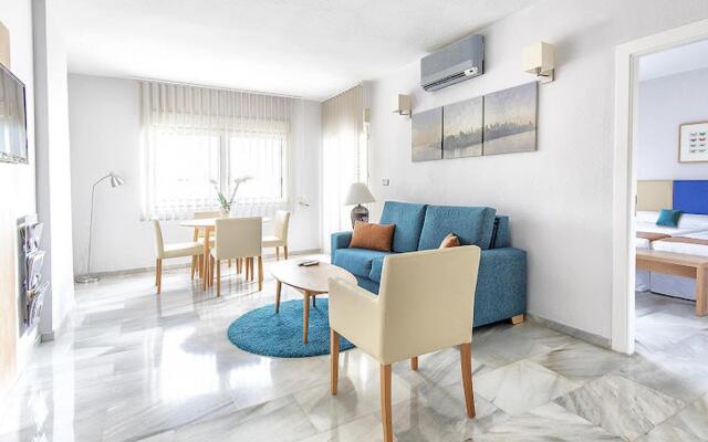 Beautiful apartment in Benalmadena with balcony