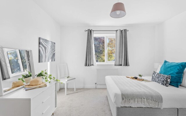 Chandlers Walk Modern Comfy Family Home in Exeter