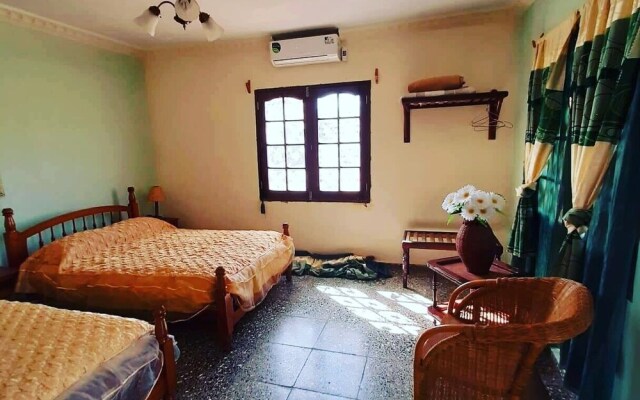Hostal 14 De enero