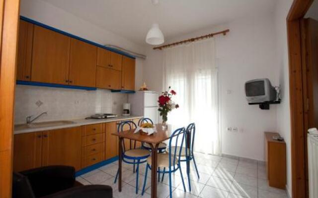 Yiouli Hotel