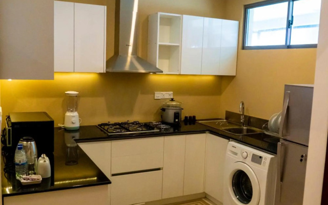 Oceanfront Galle Apartment L4-10